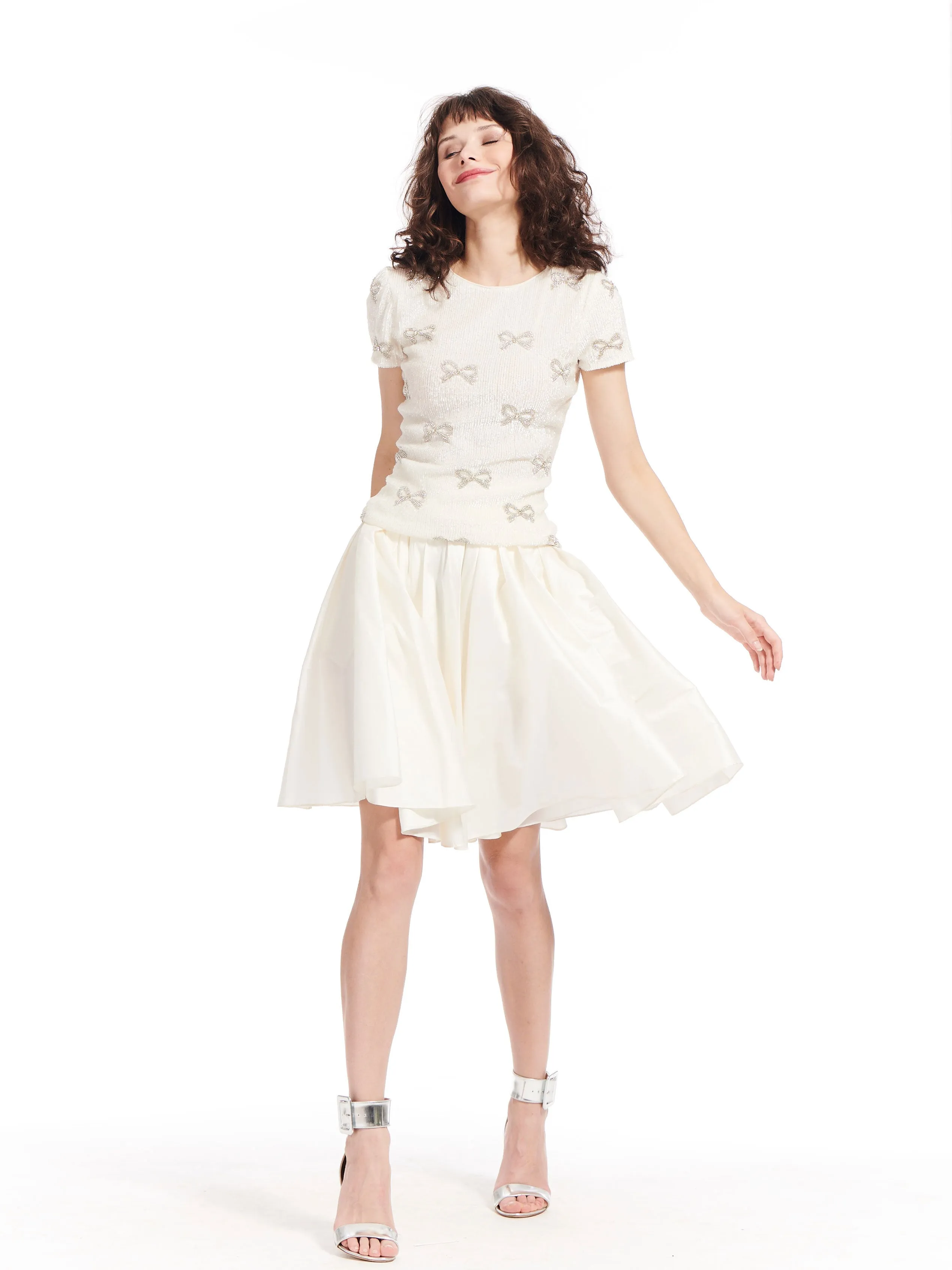 IVORY SHORT SLEEVE SEQUIN TOP WITH CRYSTAL BOWS