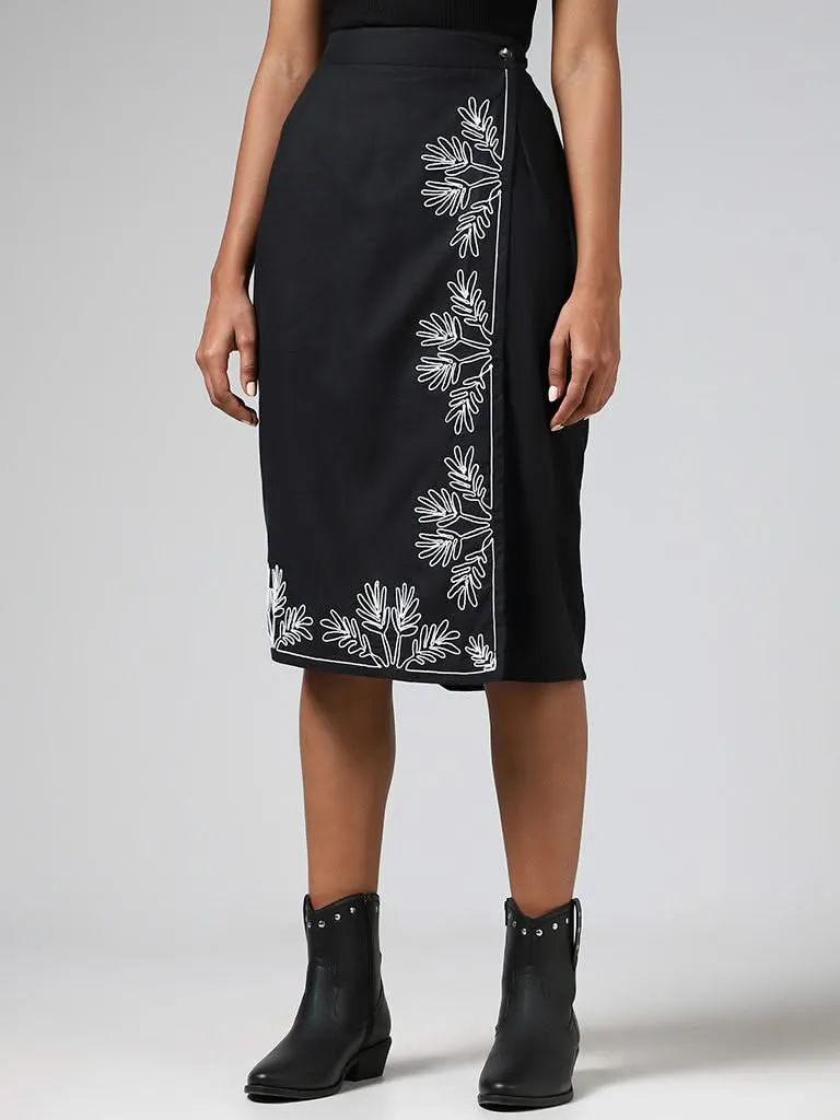 LOV Black Leaf Embroidered Overlapped Blended Linen Skirt
