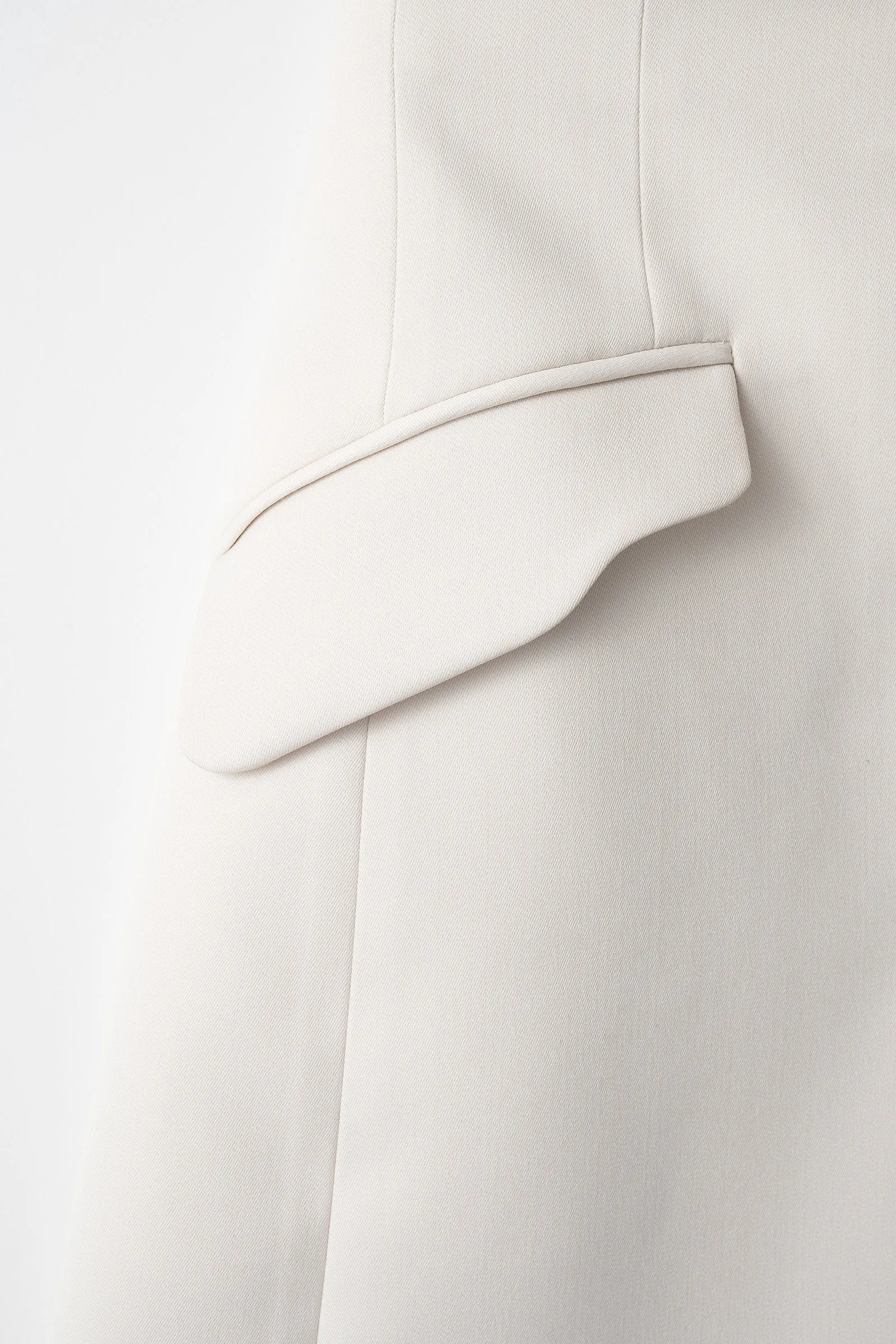 Monochrome wrapped skirt (White)
