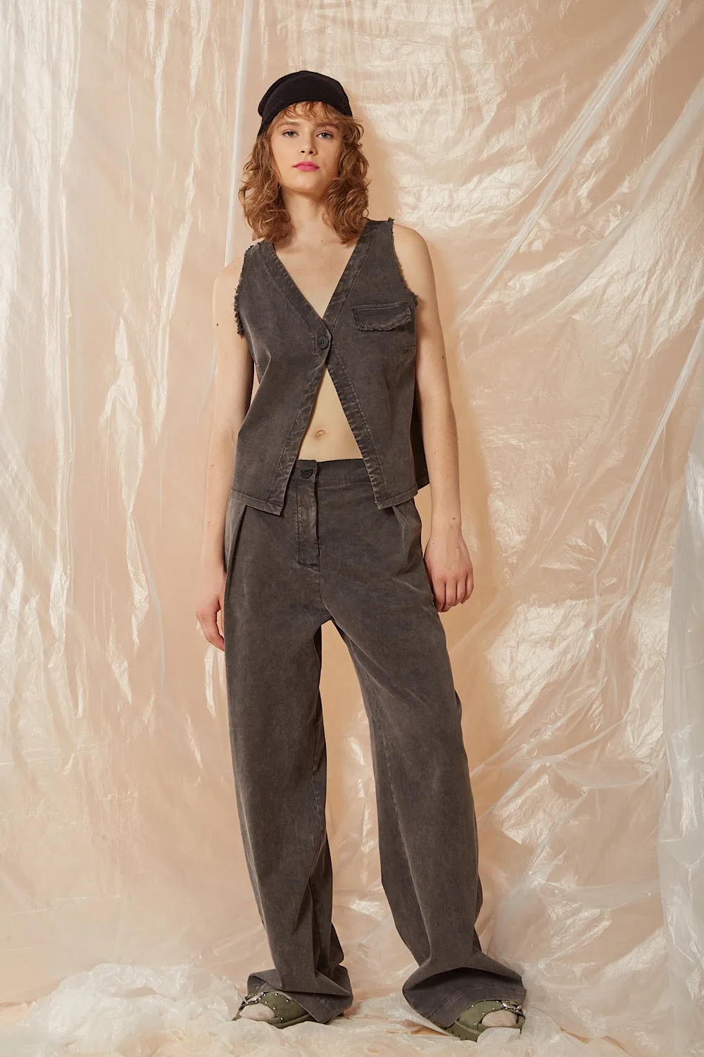 VEST