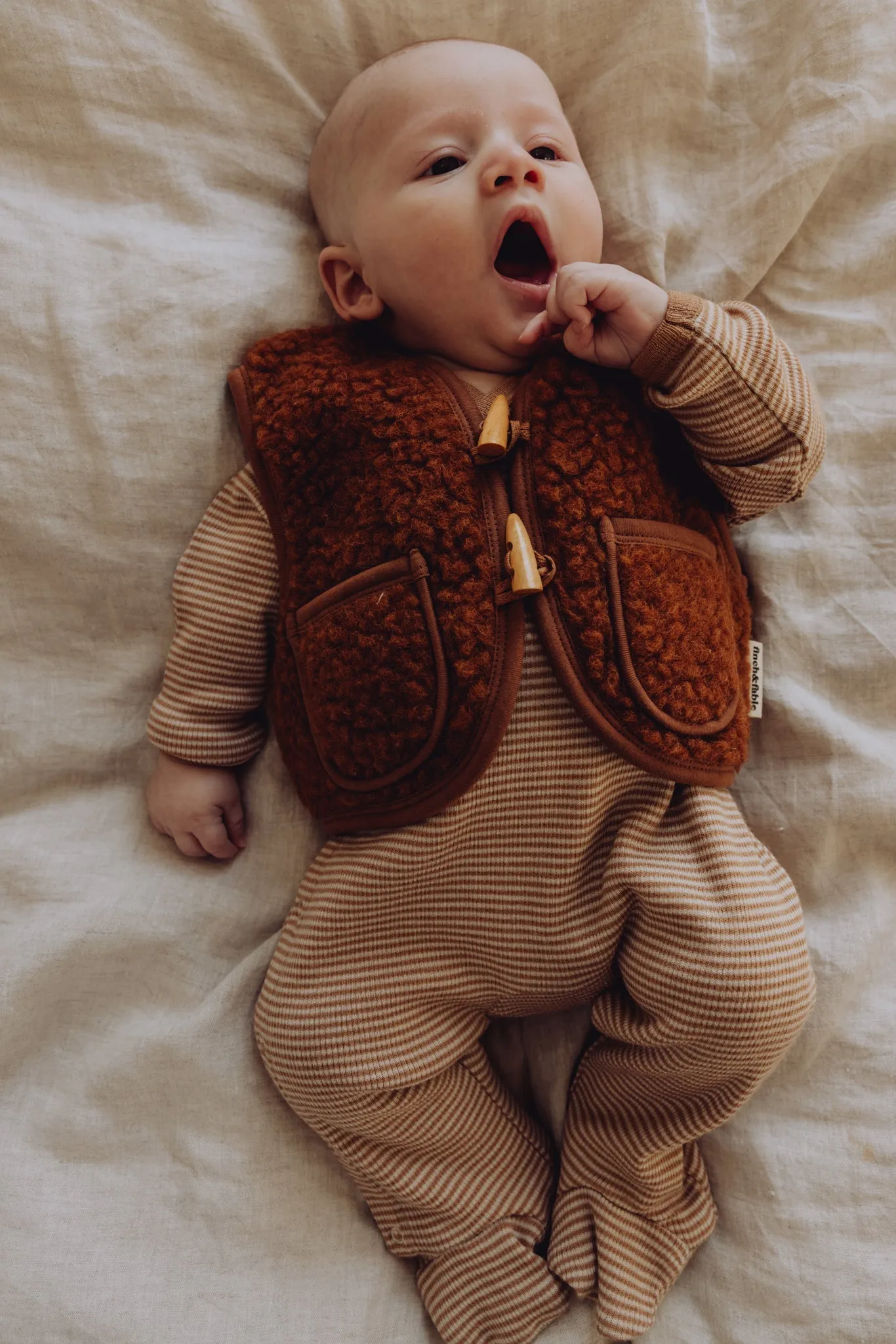 Wool Sherpa Vest - Chestnut